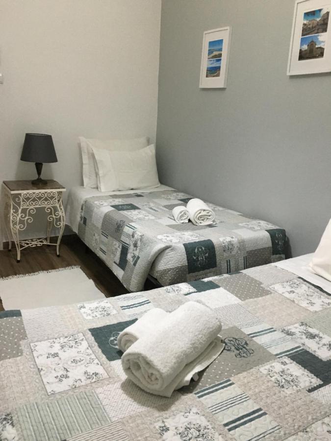 Villa Casa Dos Capinha Caldas Da Rainha Esterno foto