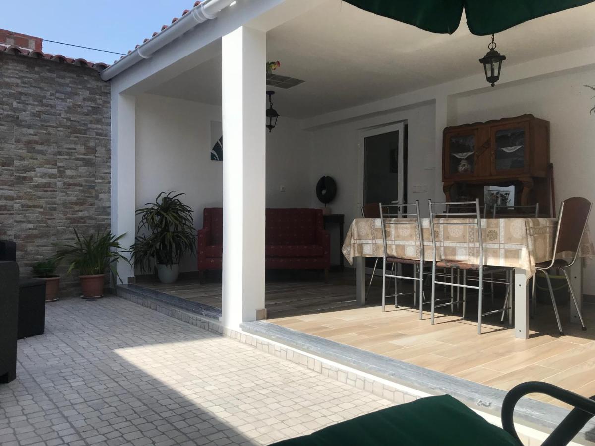 Villa Casa Dos Capinha Caldas Da Rainha Esterno foto