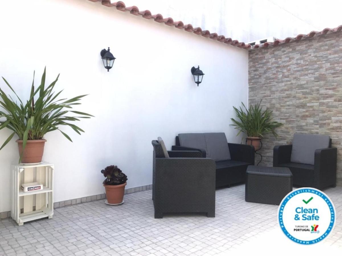 Villa Casa Dos Capinha Caldas Da Rainha Esterno foto
